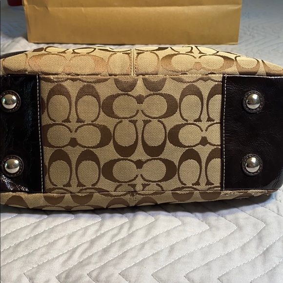 WHAT A FIND!! Coach brown canvas handbag!! - Picture 6 of 16